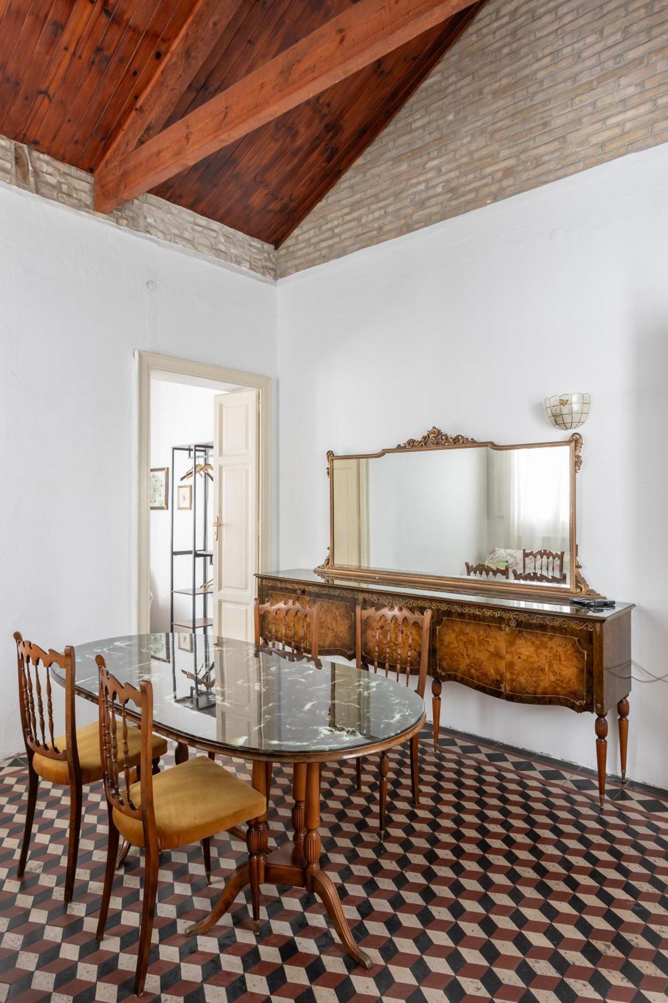 La Dolce Vita Cagliari Bagian luar foto